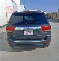 جیپ گراند شیرۆکی